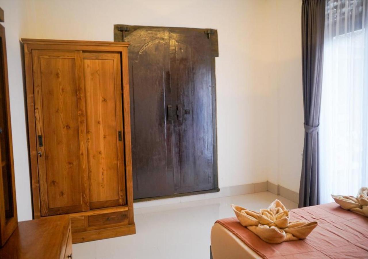 Adipana Bungalow-Balinese Room Ubud Buitenkant foto