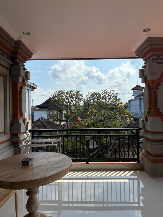 Adipana Bungalow-Balinese Room Ubud Buitenkant foto