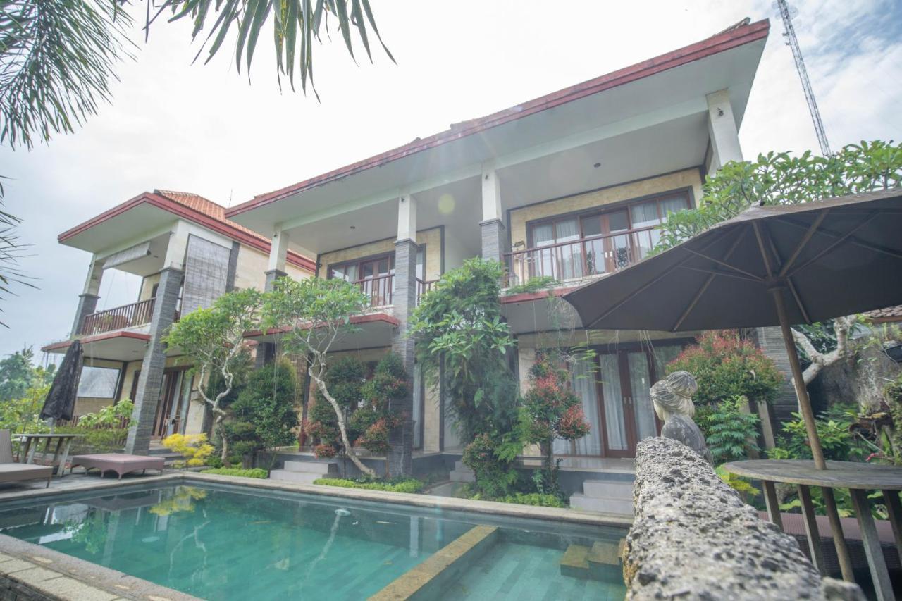 Adipana Bungalow-Balinese Room Ubud Buitenkant foto
