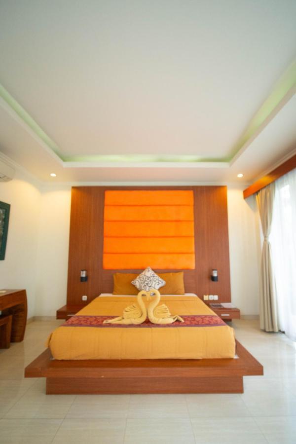 Adipana Bungalow-Balinese Room Ubud Buitenkant foto