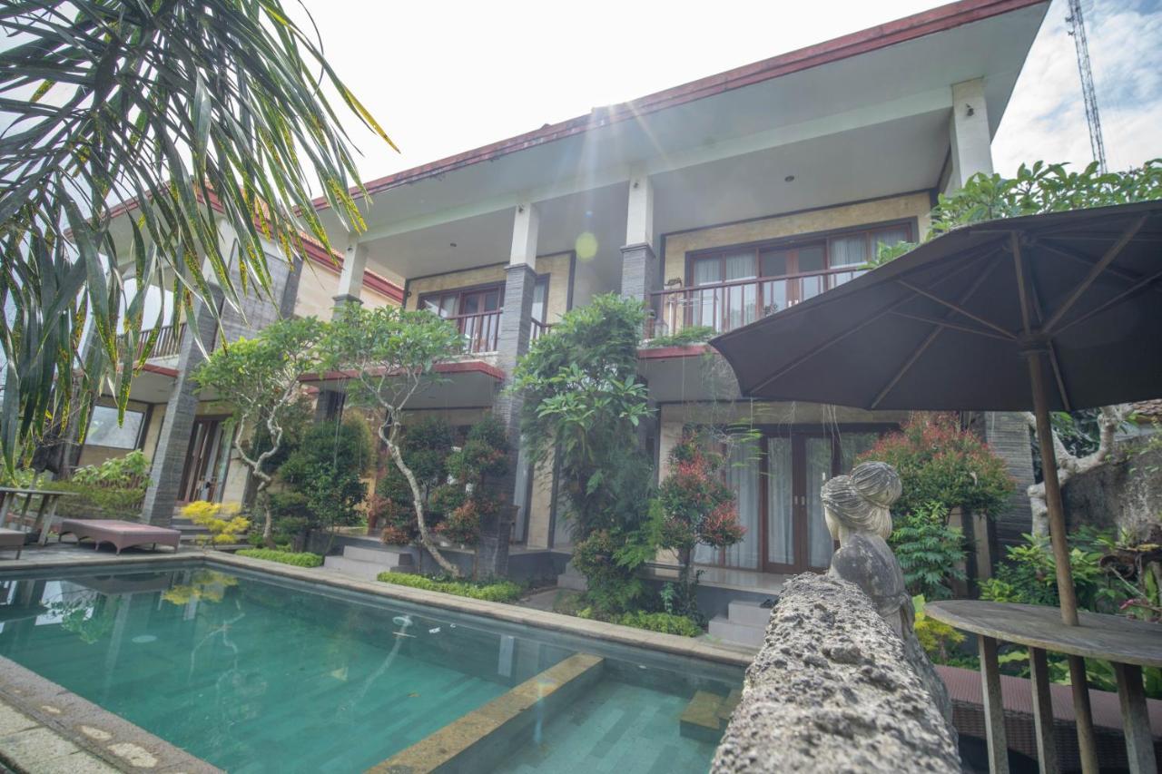 Adipana Bungalow-Balinese Room Ubud Buitenkant foto